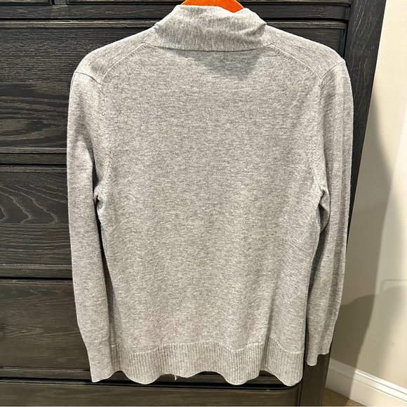 Banana Republic cardigan - Picture 2 of 4